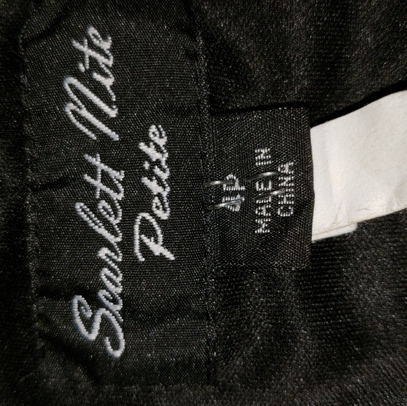 Dress - Picture 4 of 5